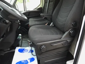 Iveco Daily kontener chłodnia 9 palet 170KM 105236 - detal