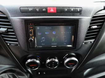 Iveco Daily kontener chłodnia 9 palet 170KM 105236 - pasazer