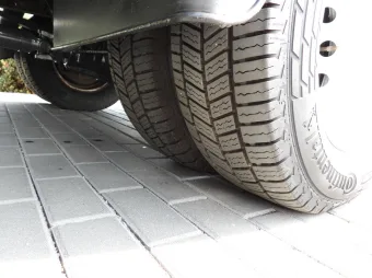 Iveco Daily kontener chłodnia 9 palet 170KM 105236 - radio