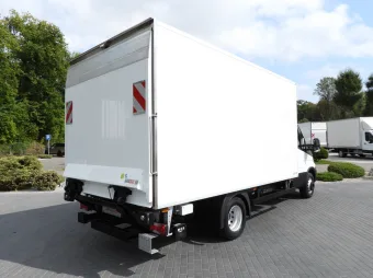Iveco Daily kontener chłodnia 9 palet 170KM 105236 - tyl