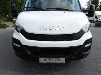 Iveco Daily kontener chłodnia 9 palet 170KM 105236 - tyl zabudowy