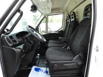 Iveco Daily kontener chłodnia 9 palet 170KM 105236 - wnetrze