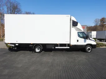 Iveco Daily kontener winda 14 palet 180KM 472522 - bok prawy