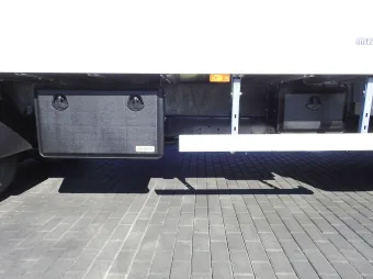 Iveco Daily kontener winda 14 palet 180KM 472522 - kierownica