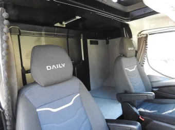 Iveco Daily kontener winda 14 palet 180KM 472522 - wyposazenie