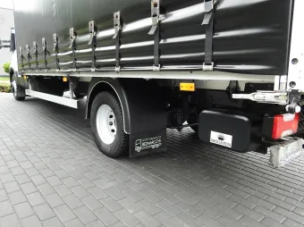 Iveco Daily skrzynia plandeka 12 palet 180KM 292181 - kabina
