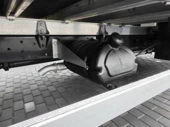 Iveco Daily skrzynia plandeka 12 palet 180KM 292181 - kierownica