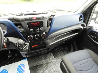 Iveco Daily skrzynia plandeka 12 palet 180KM 292181 - konsola