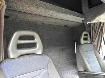 Iveco Daily skrzynia plandeka 12 palet 180KM 292181 - pasazer