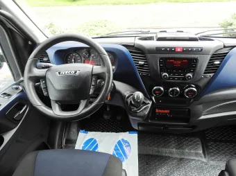 Iveco Daily skrzynia plandeka 12 palet 180KM 292181 - wnetrze