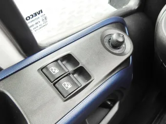 Iveco Daily skrzynia plandeka 12 palet 180KM 292181 - wyposazenie