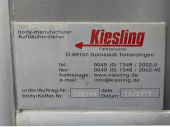 Iveco Daily kontener chłodnia 9 palet 180KM 325132 - radio