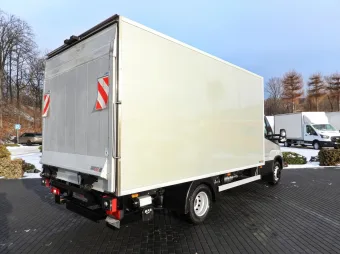 Iveco Daily kontener chłodnia 9 palet 180KM 325132 - tyl