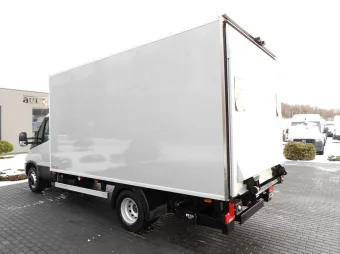 Iveco Daily kontener chłodnia 9 palet 180KM 325132 - tyl