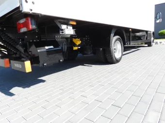 Iveco Daily kontener winda 14 palet 180KM 408595 - bok zabudowy