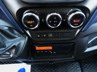 Iveco Daily kontener winda 14 palet 180KM 408595 - podsufitka