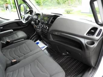Iveco Daily skrzynia plandeka 14 palet 180KM 470390 - detal