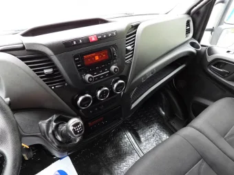 Iveco Daily skrzynia plandeka 14 palet 180KM 470390 - schowki