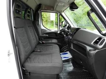 Iveco Daily skrzynia plandeka 14 palet 180KM 470390 - wyposazenie