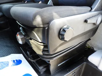 Iveco Daily kontener chłodnia 9 palet 170KM 168403 - drzwi