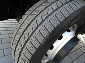 Iveco Daily kontener chłodnia 9 palet 170KM 168403 - kierownica