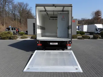 Iveco Daily kontener chłodnia 9 palet 170KM 168403 - zabudowa