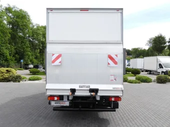 Iveco Daily kontener winda 8 palet 160KM 739642 - bok tyl