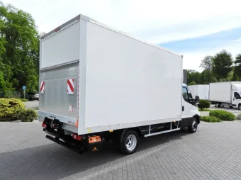 Iveco Daily kontener winda 8 palet 160KM 739642 - tyl