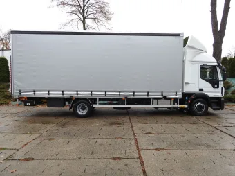 Iveco Eurocargo skrzynia plandeka 18 palet 250KM 1231 - bok prawy