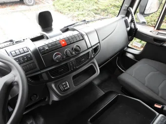 Iveco Eurocargo skrzynia plandeka 18 palet 250KM 1231 - foto 54