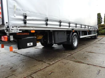 Iveco Eurocargo skrzynia plandeka 18 palet 250KM 1231 - kabina