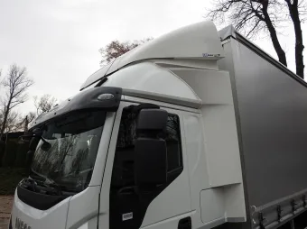 Iveco Eurocargo skrzynia plandeka 18 palet 250KM 1231 - kierownica