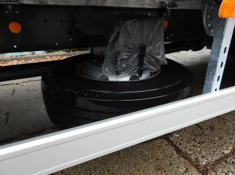 Iveco Eurocargo skrzynia plandeka 18 palet 250KM 1231 - lewarek