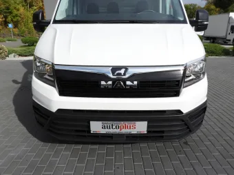 MAN Tge kontener winda 8 palet 165KM 024116 - bok zabudowy