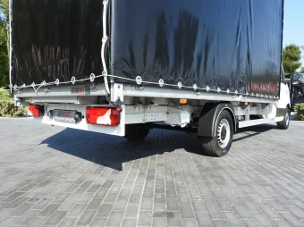 MAN Tge skrzynia plandeka 10 palet 180KM 013569 - kierownica