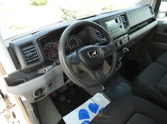 MAN Tge skrzynia plandeka 10 palet 180KM 013569 - srodek