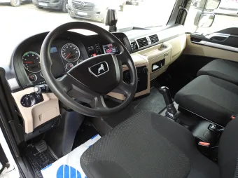 MAN Tgl kontener 16 palet 180KM 364771 - srodek