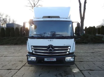 Mercedes Atego kontener chłodnia 16 palet 240KM 070164 - przod