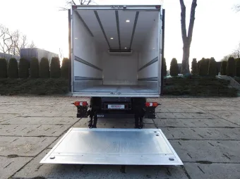 Mercedes Atego kontener chłodnia 16 palet 240KM 070164 - zabudowa
