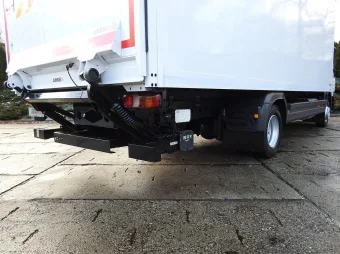 Mercedes Atego kontener winda 18 palet 240KM 929526 - licznik