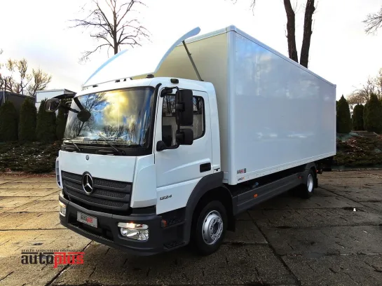 Mercedes Atego kontener winda 18 palet 240KM 929526 - przod