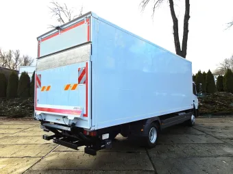Mercedes Atego kontener winda 18 palet 240KM 929526 - tyl