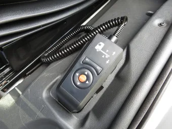 Mercedes Atego skrzynia plandeka 16 palet 230KM 859917 - boczek drzwi