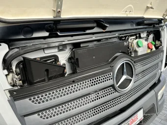 Mercedes Atego skrzynia plandeka 16 palet 230KM 859917 - detal wnętrza