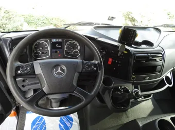 Mercedes Atego skrzynia plandeka 16 palet 230KM 859917 - fotel pasażera