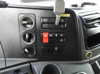 Mercedes Atego skrzynia plandeka 16 palet 230KM 859917 - ujęcie szczegółowe pojazdu
