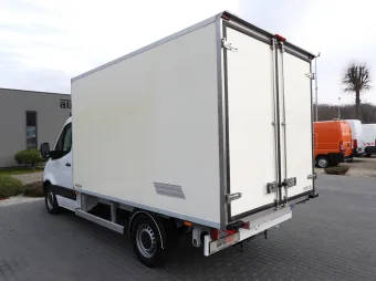 Mercedes Sprinter kontener chłodnia 140KM 001469 - bok tyl