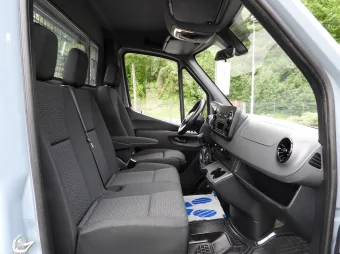 Mercedes Sprinter skrzynia 8 palet 150KM 199453 - detal