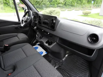 Mercedes Sprinter skrzynia 8 palet 150KM 199453 - lewarek