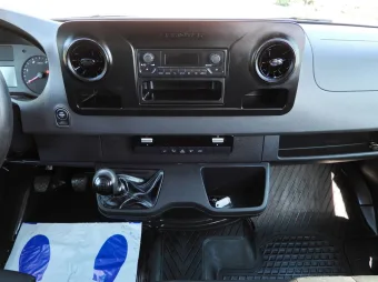 Mercedes Sprinter brygadówka 165KM 121052 - fotele